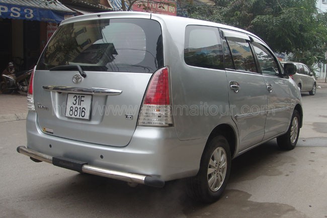 cho thuê xe cưới 7 chỗ Toyota Innova G uy tín nhất hà nội